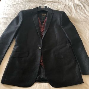 3 Piece Men’s Suit